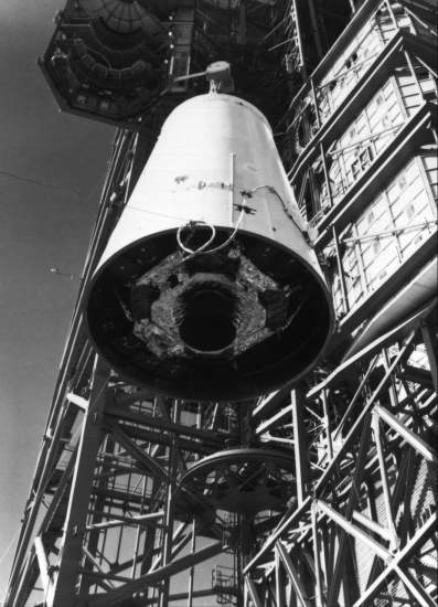 [LM-1 hoisted to SA-204]