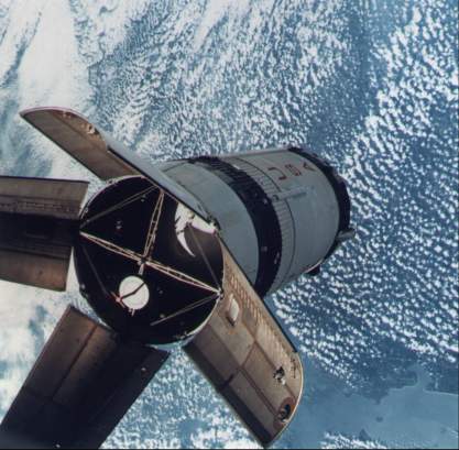 [Apollo 7 rendezvous with S-IVB]