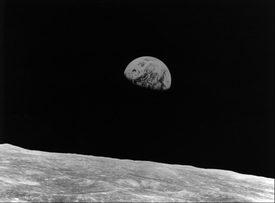 [Earthrise]