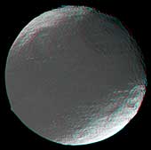 Iapetus in 3D